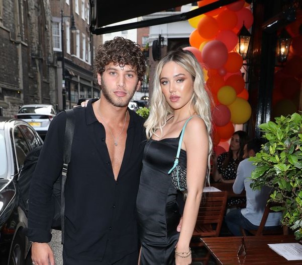 Delilah Belle Hamlin with her boyfriend Eyal Booker.