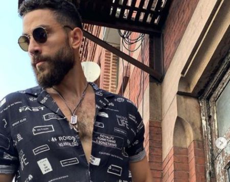 Zeeko doesn't have a girlfriend as of now.