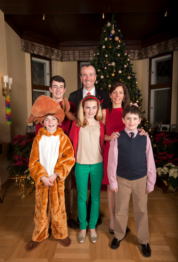 New Jersey's First Lady, Tammy is living a lavish and healthy life with her family.