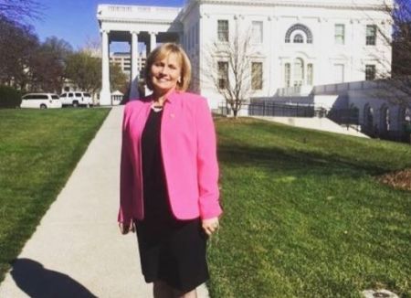 Kim Guadagno has a net worth of $5 million.