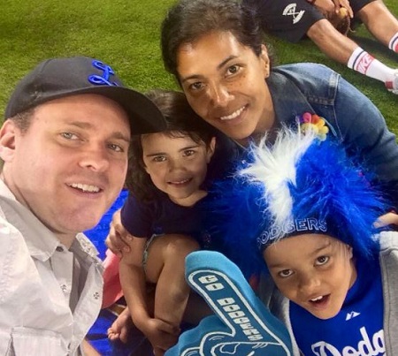  Billy Dee Williams and Teruko Nakagami's daughter Hanako Williams with her husband Liam Toohey and two kids