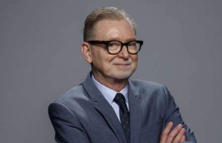 Warren Littlefield holds a net worth of $25 million.