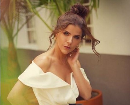  The 39 aged Colombian actress Maria Fernanda Yepes is known for starring in the telenovela Sin senos no hay Paraiso