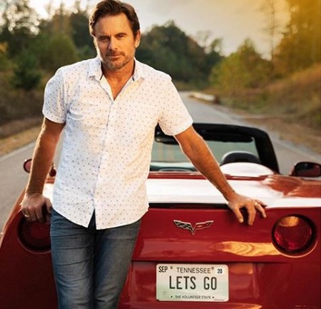 The 54 aged actor, singer, comedian, has a net worth of around $4 million.