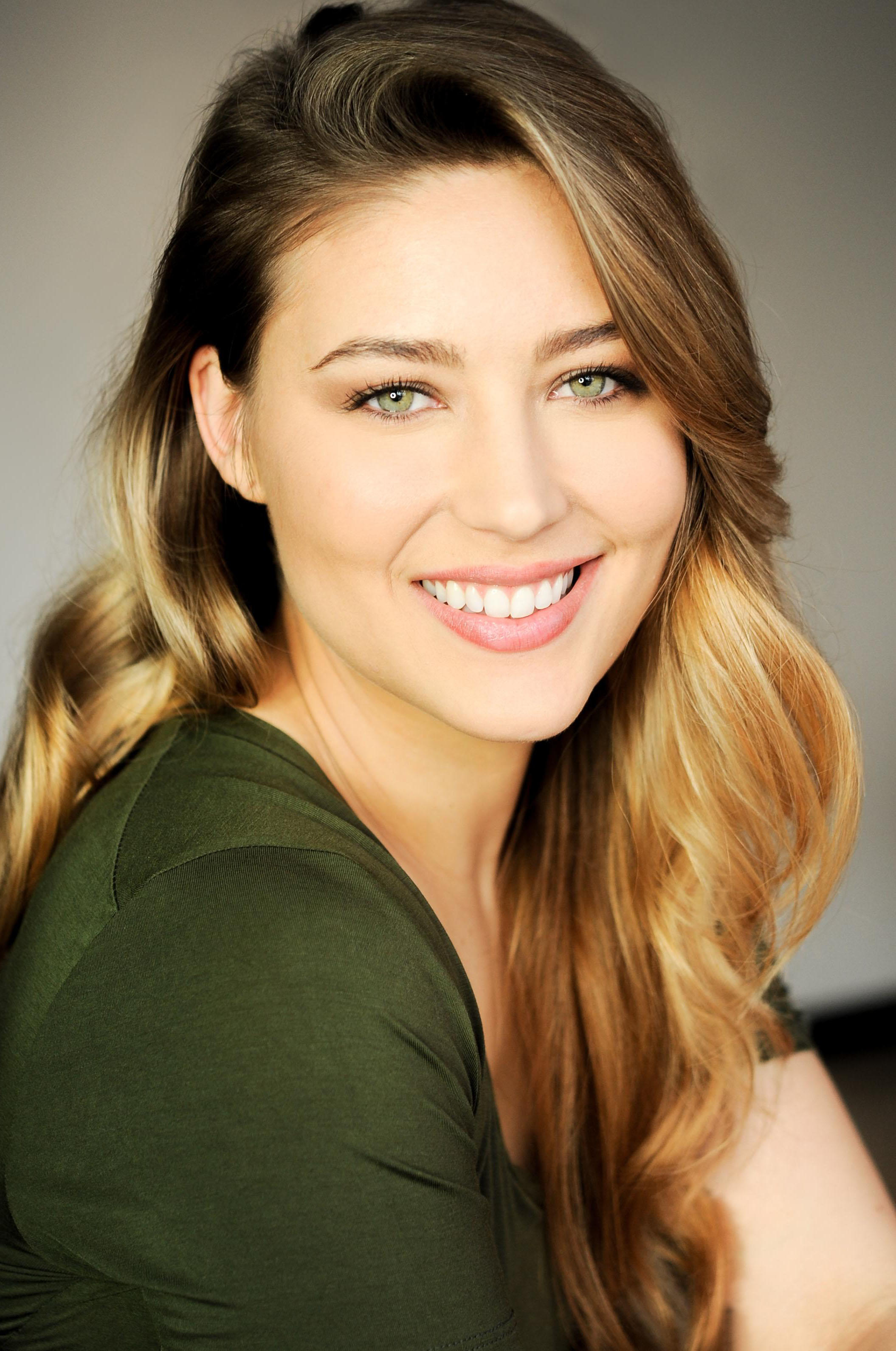 Green Room actress,Taylor is living a lavish life.