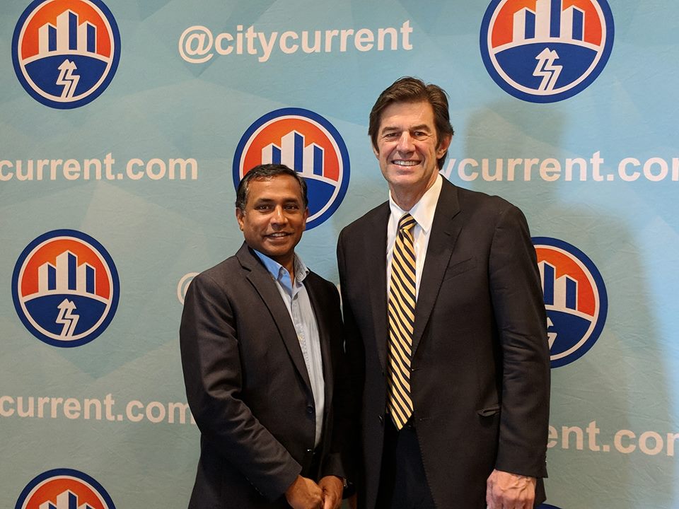 Bob Sellers is living a happy married life with his wife and children.