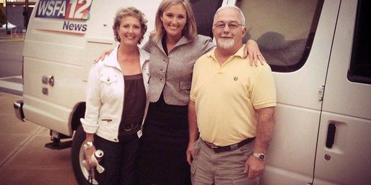 Jennifer Horton with her mother , Ginger Horton and father.