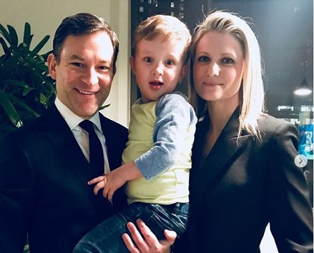  Dan Harris with his wife Bianca and a son Alexander Robert Harris.