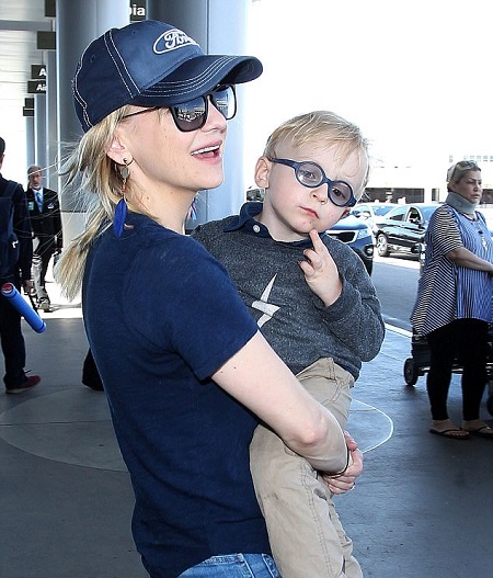  Anna Faris Has One Son, Jack, Born in 2012 With Her Ex-Husband, Chris Pratt