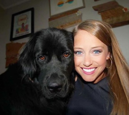 Jennifer Mcderemed, a dog lover works as a meteorologist at Fox 9 licensed to Minneapolis, Minnesota.