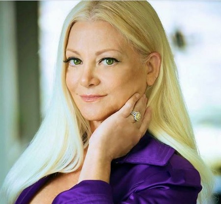 The actress, stunt coordinator, Julie Michaels is popular for playing a role as Denise in the action thriller film Road House.