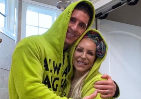 Jeff Cavaliere and his wife.