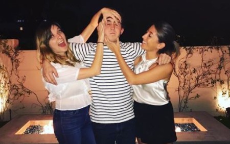 Carter Belfort is single.