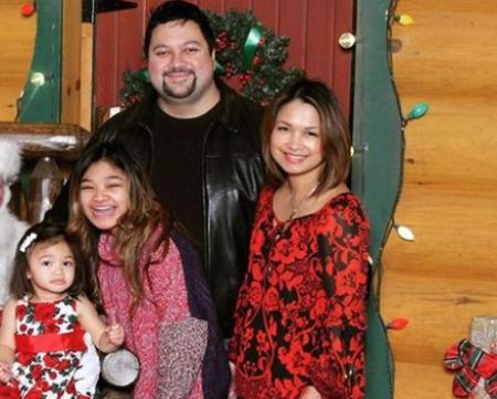 Angelica's mom saved her by donating a kidney.