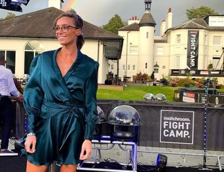 Anna Woolhouse is single and she is unmarried.