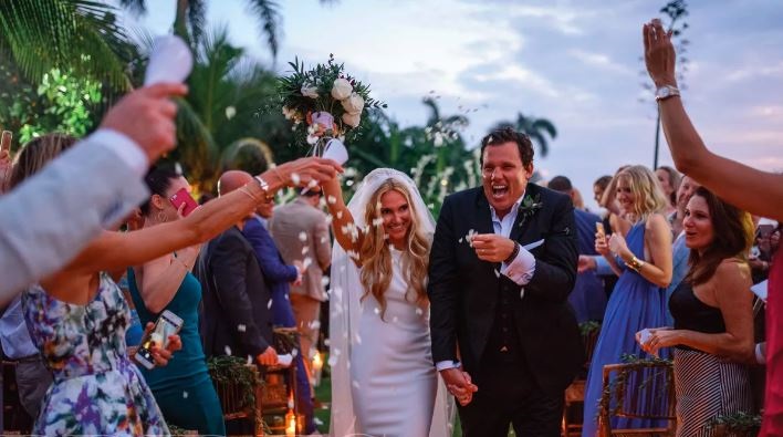 The Bachelor Alum, Bob Guiney Married His Four Years Of Girlfriend, Jessica Canyon in 2016