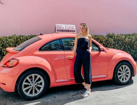 Chloe Lukasiak has a net worth of $6 million.