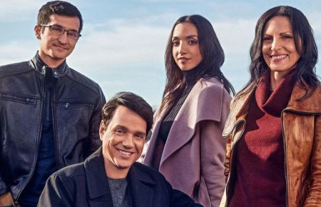 Ralph Macchio and his wife, Phyllis shares two kids.