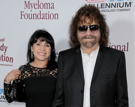 Camelia Kath and Jeff Lynne Have Been Married For Over Five Years.