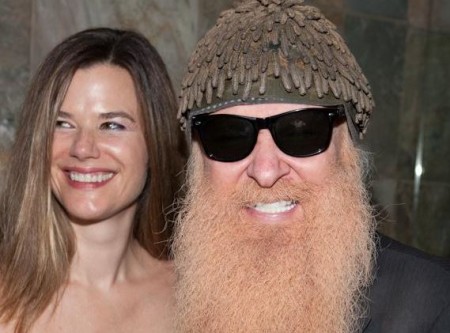 Gilligan and her spouse, Billy don't share any kids.