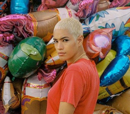 he American professional dancer Mette Towley is living a single life.