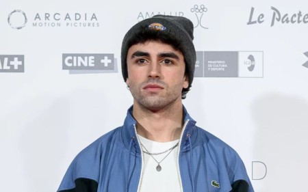 Itzan Escamilla's net worth is $500,000.