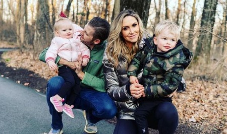  Lara Trump And Eric Trump With Their Two Children, Carolina and Eric L. Trump