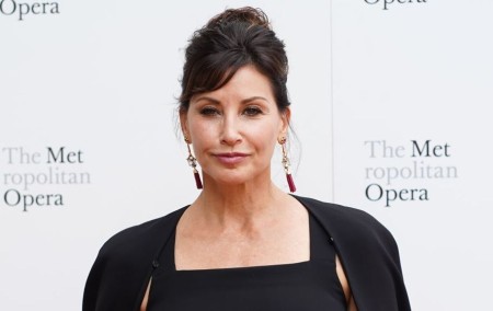 Gina Gershon