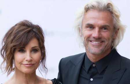 Gina Gershon and Robert Dekeyser.