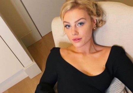 Fate: The Winx Saga actress, Hannah has a net worth of $100,000.