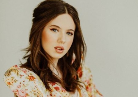 Eden Summer Gilmore has a decent net worth.