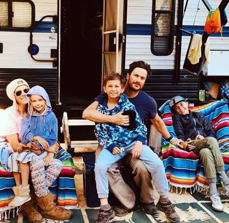 Bodhi Hawn Hudson, Wilder Brooks Hudson and Rio Laura Hudson Along With Their Parents, Oliver Hudson and Erinn Bartlett