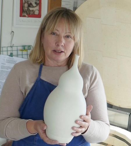 The actress Sadie Soverall mother Carolyn is a ceramic artist