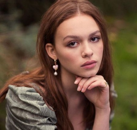 Sadie Soverall has an estimated net worth of $400 thousand