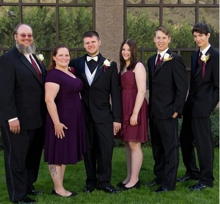 Shane Kilcher Has Four Children With Wife, Kelli Ware Kilcher 