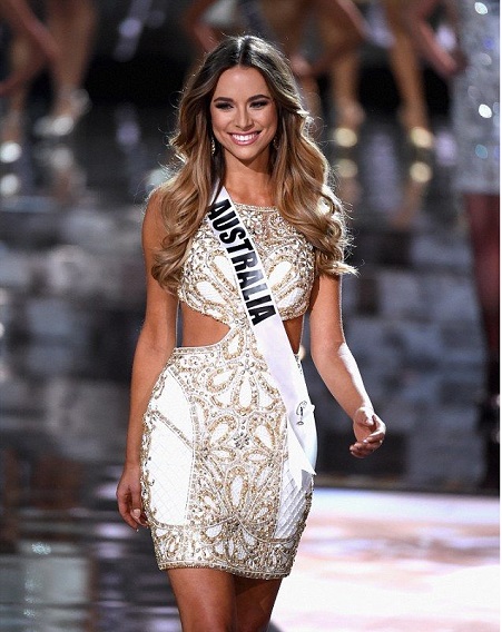 Monika Radulovic On the Ramp Walk of the Miss Universe Australia 2015