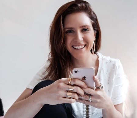 The podcasted Jenna Black has an estimated net worth of around $500,000.