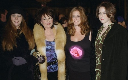 Jennifer Pentland With Her Sisters, Jessica Pentland, Brandi Brown and a Mother, Roseanne Barr