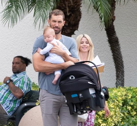  Arthur Nordegren Cameron With His Parents, Elin Nordegren and Jordan Cameron