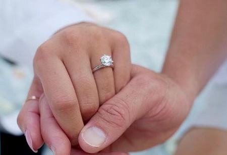 Melyssa Davies and James Murray Became Engaged in August 2019