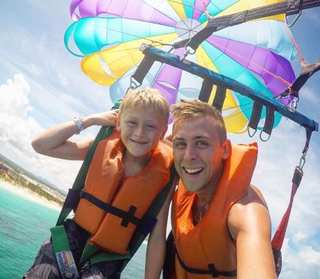 Noah Vaughn Atwood is the eldest son of an American YouTuber Roman Atwood.