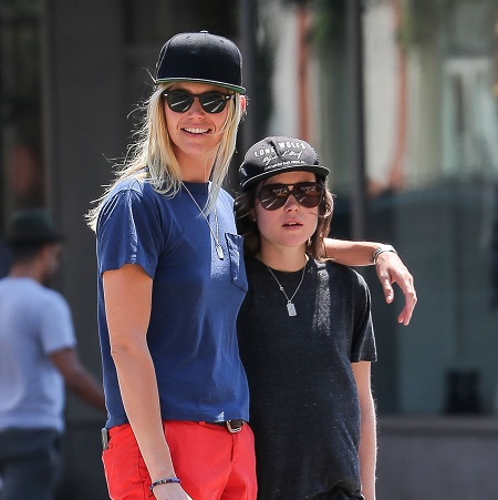 Elliot Page Along With His Former Girlfriend, Samantha Thomas