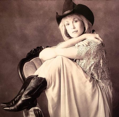 Paige Beck is looking stunning in the 90's vintage cowgirl costume. Know all the details about Beck's family!