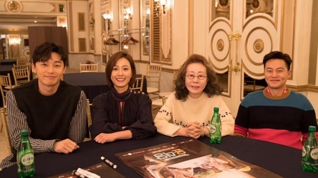 Youn Yuh-jung is a Mother Of Two Sons