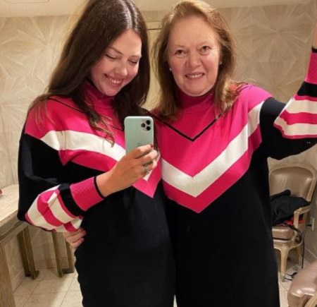 The fashion designer Tanya Taylor with her mother.