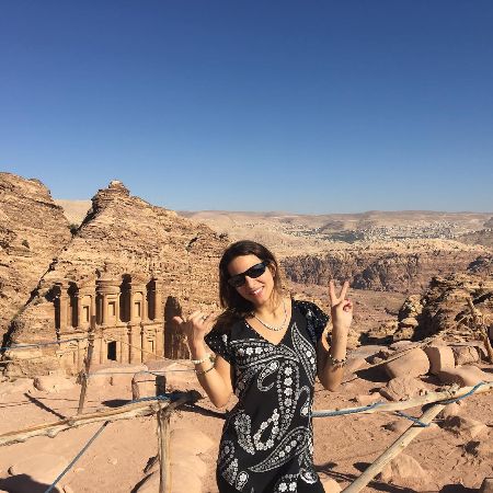 Jillian Angeline travelled to Amman and Petra, Jordan to live telecast the 2008 FIFA U17 Women's World Cup. How much salary does Jillian earn as a multimedia journalist?