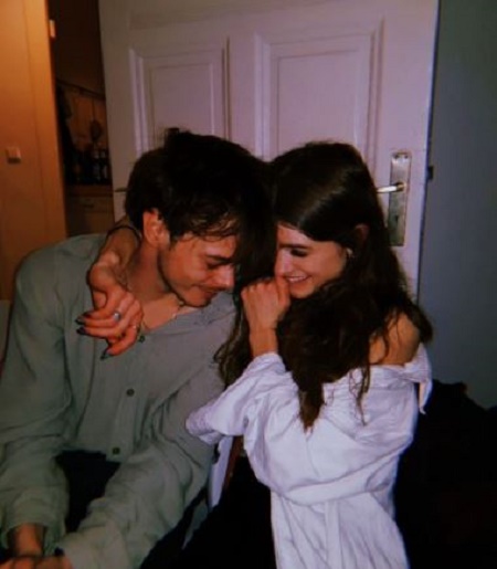 Charlie Heaton's Dating Natalia Dyer Since 2016