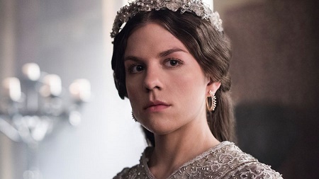 Morgane Polanski as Princess Gisla on Vikings
