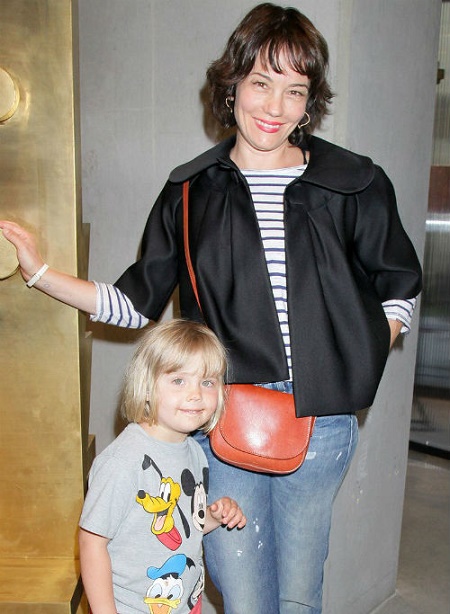  Clover Clementyne Watson With Her Mother, Natasha Gregson Wagner