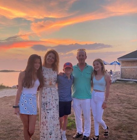 Geoff Tracy and Norah O'Donnell With Their Three Daughters Grace, Henry, and Riley.